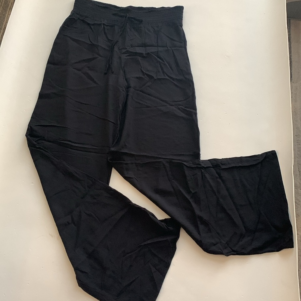APT 9 Black Wide Leg Super Lightweight Pants Women’s Size Small